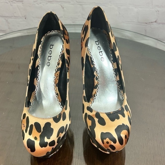 BEBE super hot & sexy sky high heels platform pump Patent & Leopard print 6 EUC - Picture 13 of 16